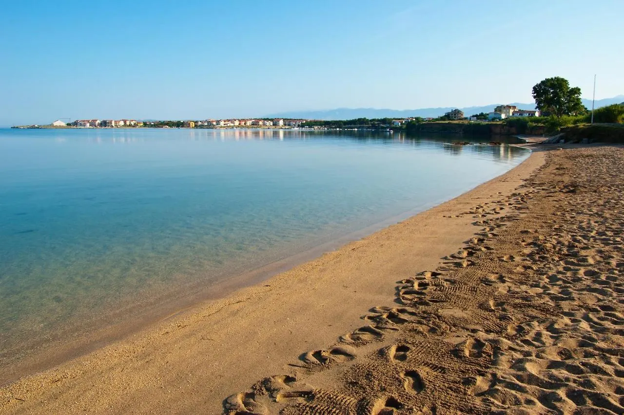 Apartment Povljana 12169D 0*,  Croatia