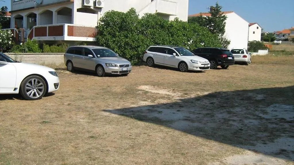 Apartment Povljana 12169D