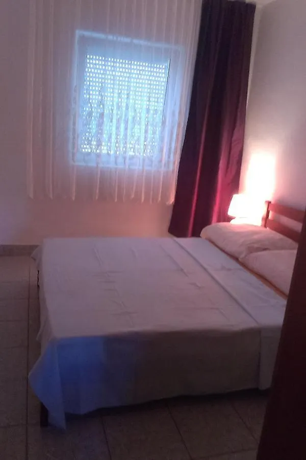 Apartment Povljana 12169D